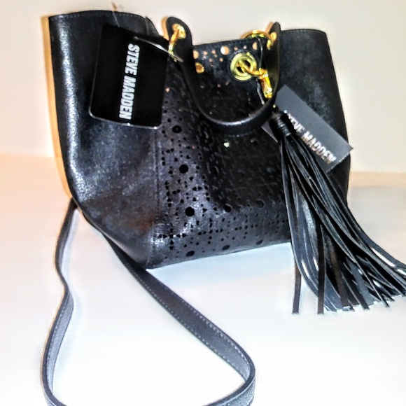 Steve Madden Handbags - NWT Steve Madden purse with wristlet